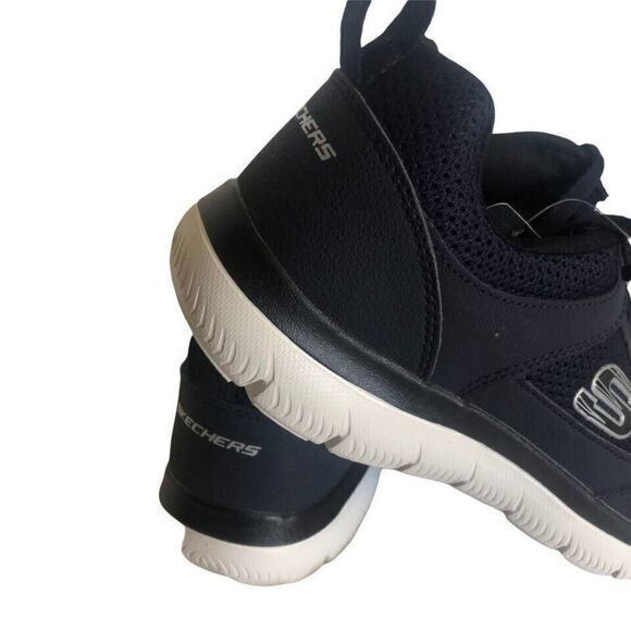 Skechers Lite-Weight Memory Foam Sneaker Unisex, Size 8.5 navy/white, brand‎ new - Picture 6 of 12